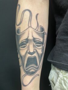 2FACE tattoo アメリカンタトゥー おすすめ おすすめ彫り師 おすすめ彫師 タトゥー ツーフェイス トゥーフェイス ブラックアンドグレイ 上手い 人気 入れ墨 刺青 洋彫 熊本